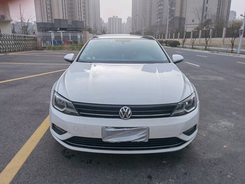 苏州15年大众凌渡1