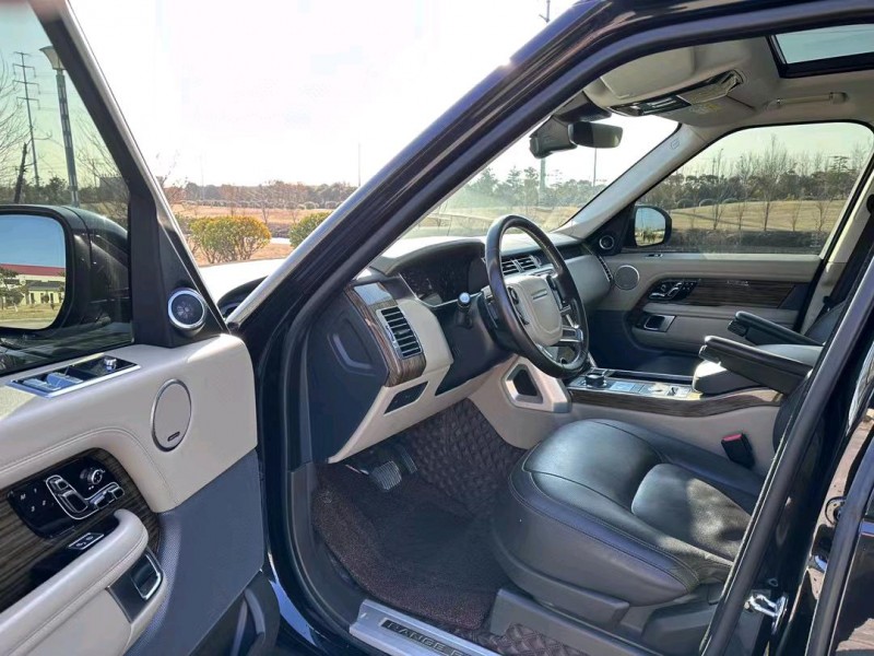 盐城19年路虎揽胜行政7