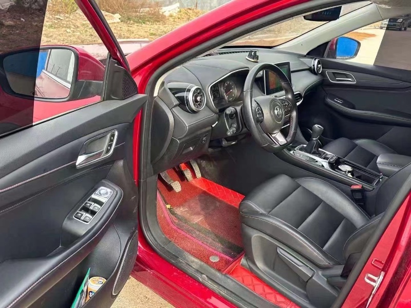 青岛21年名爵HS6