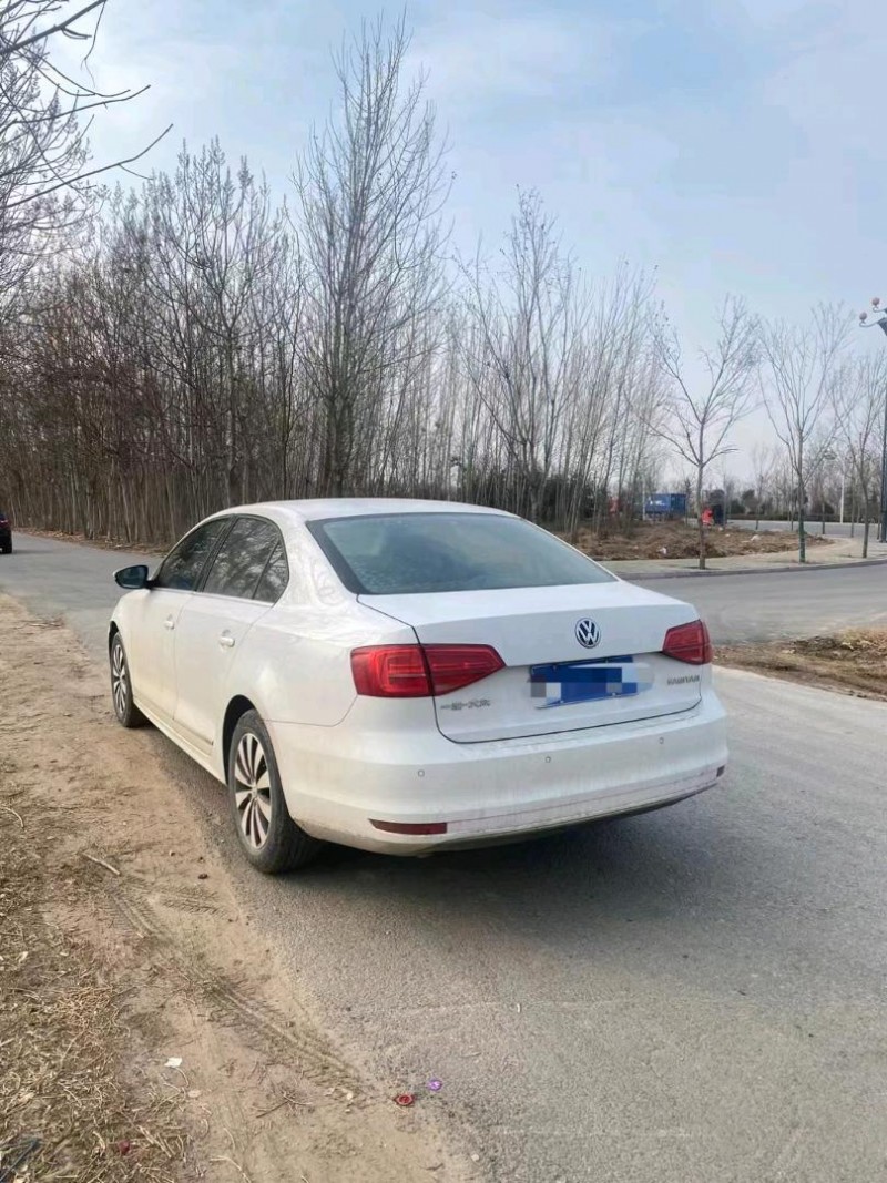 济南16年大众速腾8