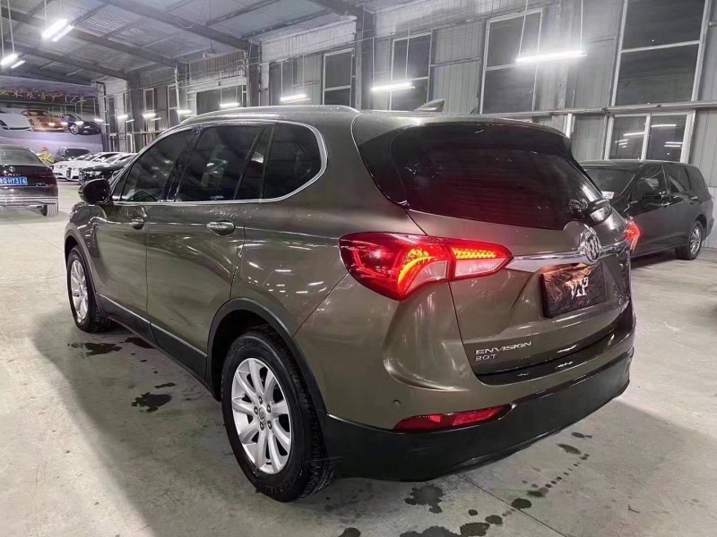 济宁19年别克昂科威8