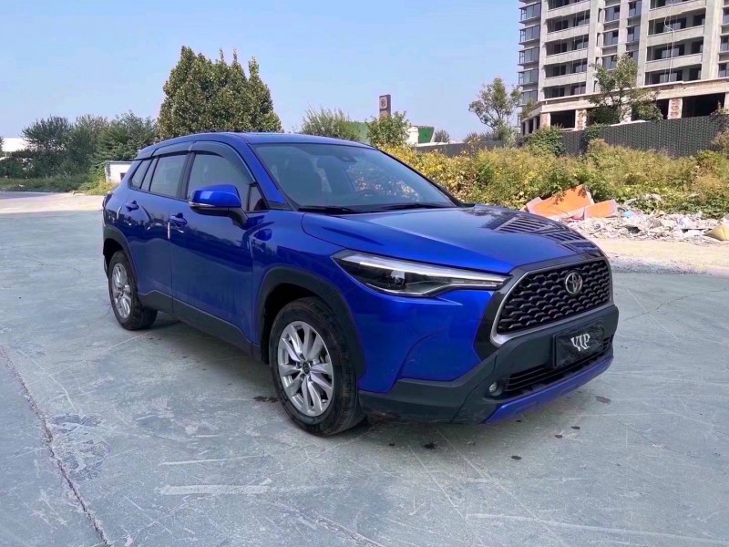 济宁22年丰田锐放2