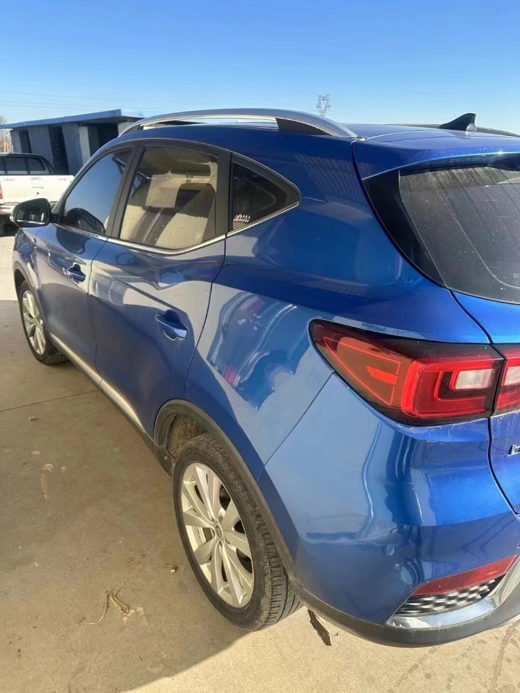 济南17年名爵ZS7