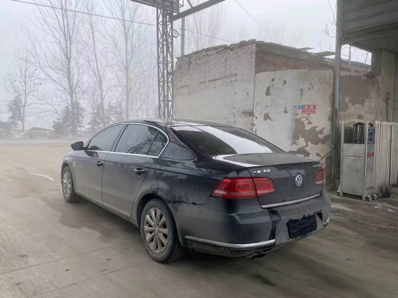 济南14年大众迈腾4