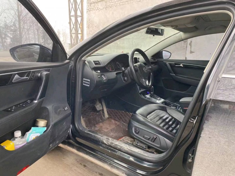 济南14年大众迈腾6