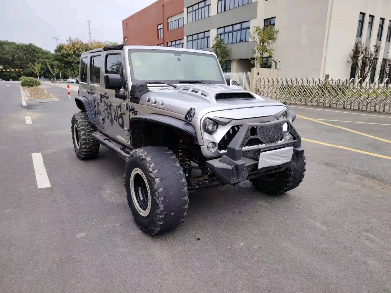 苏州17年Jeep牧马人3