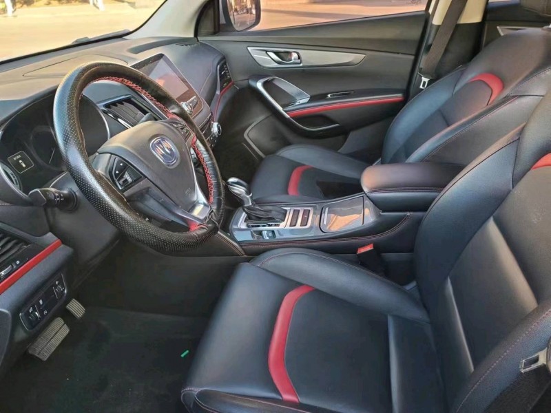 济宁18年长安汽车CS555