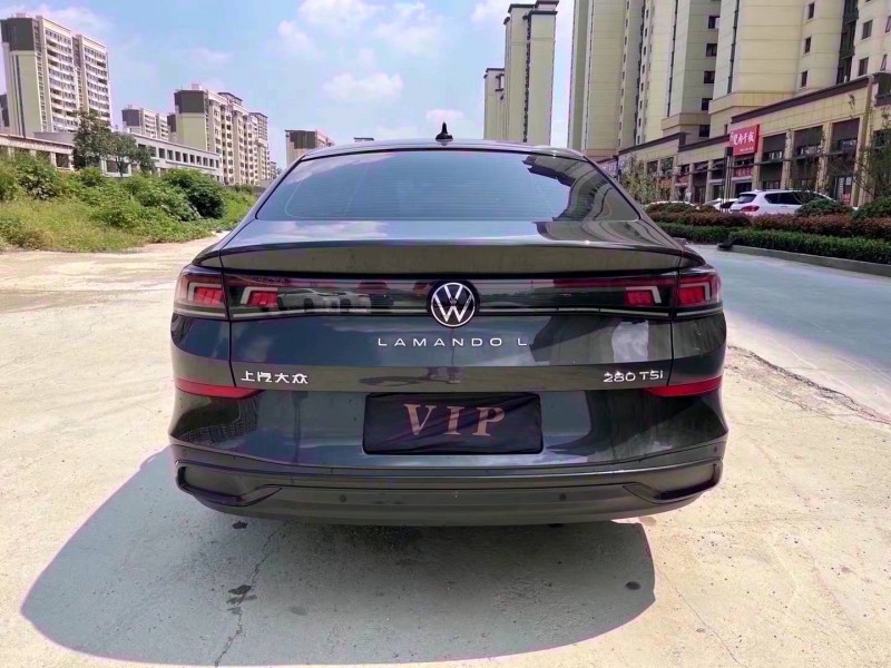 济宁22年大众凌渡9