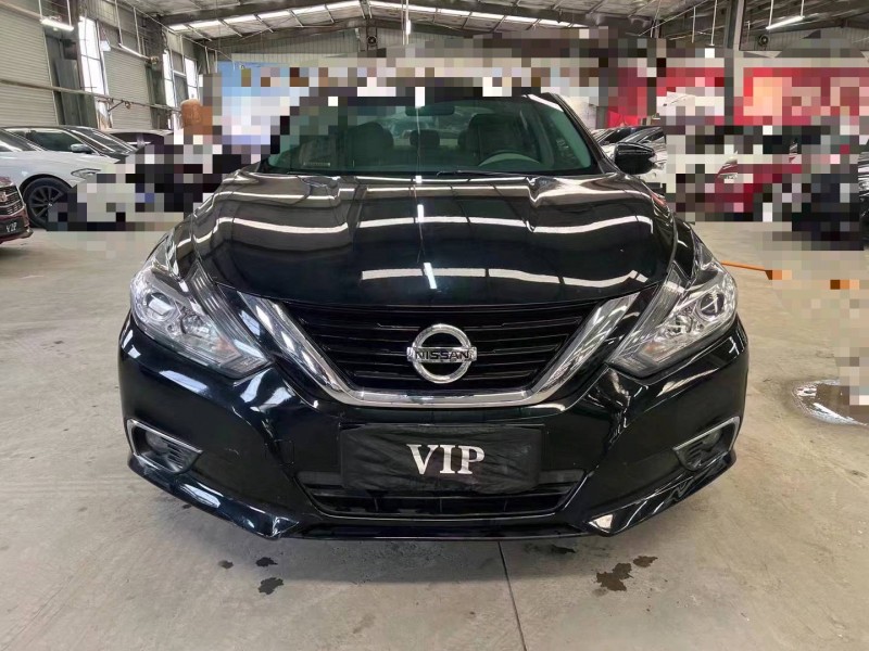 济宁19年日产天籁1