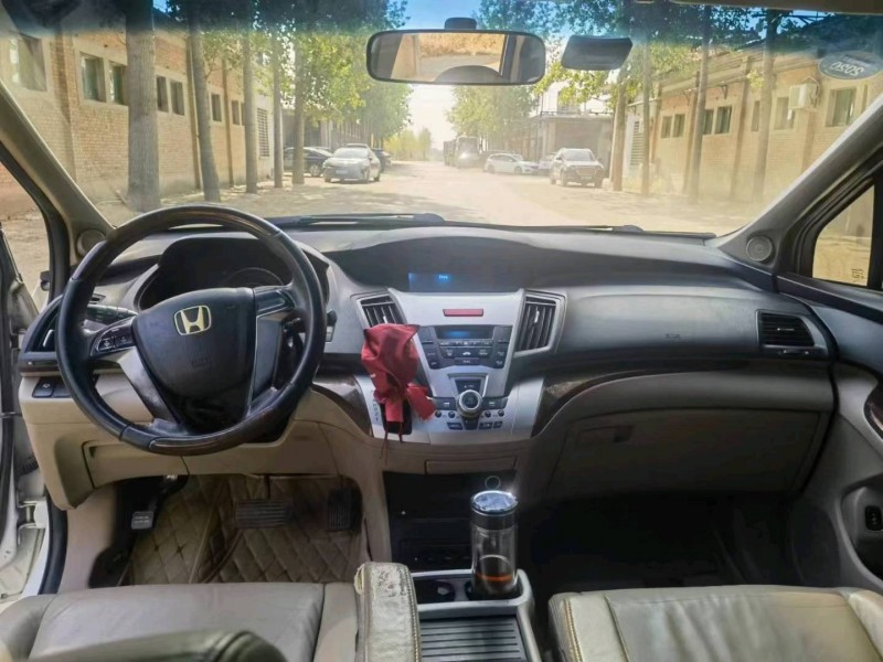 保定12年本田奥德赛4