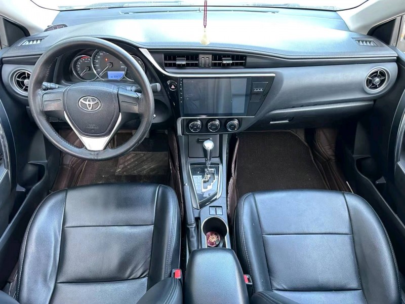 济宁17年丰田卡罗拉4