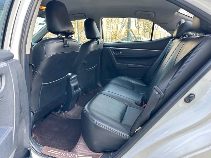 济宁17年丰田卡罗拉5