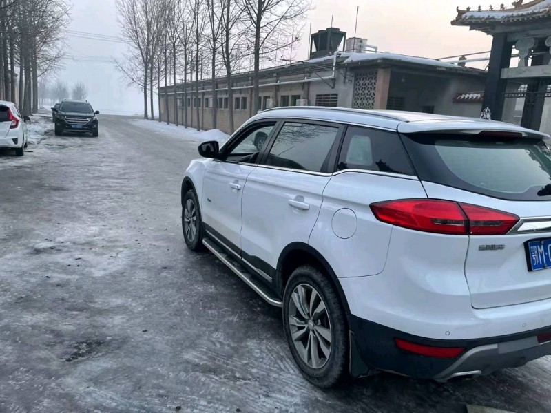 保定17年吉利博越4