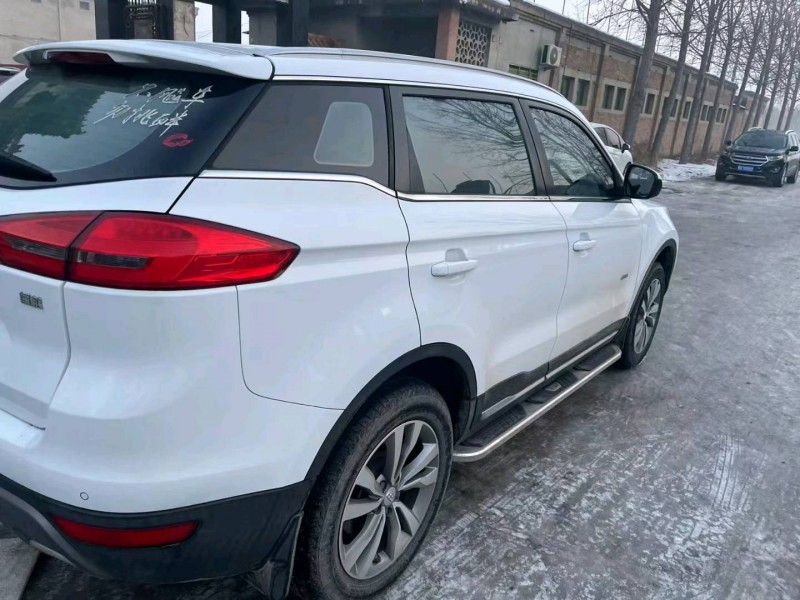 保定17年吉利博越5