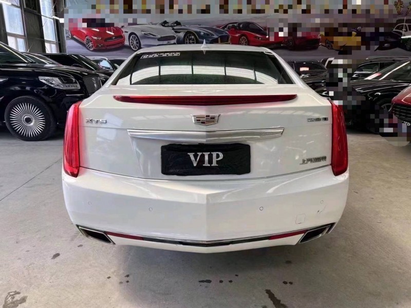 济宁16年凯迪拉克XTS9