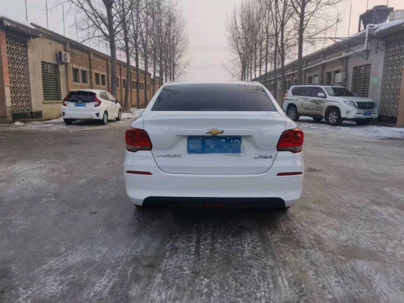 保定17年雪佛兰科鲁兹9