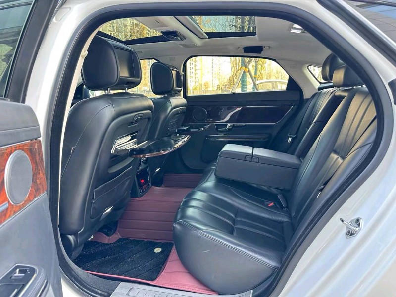 济宁13年捷豹XJL4