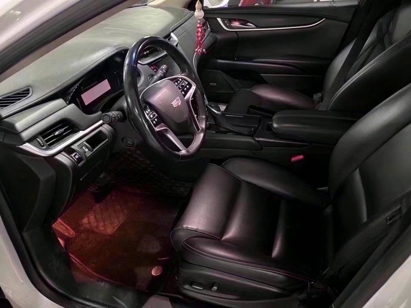 济宁18年凯迪拉克XTS4