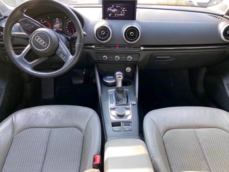 济宁18年奥迪A34