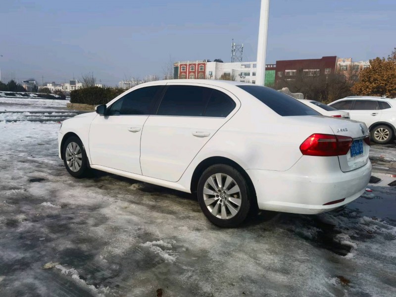 济南16年大众朗逸8