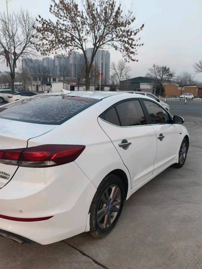 保定17年现代领动5