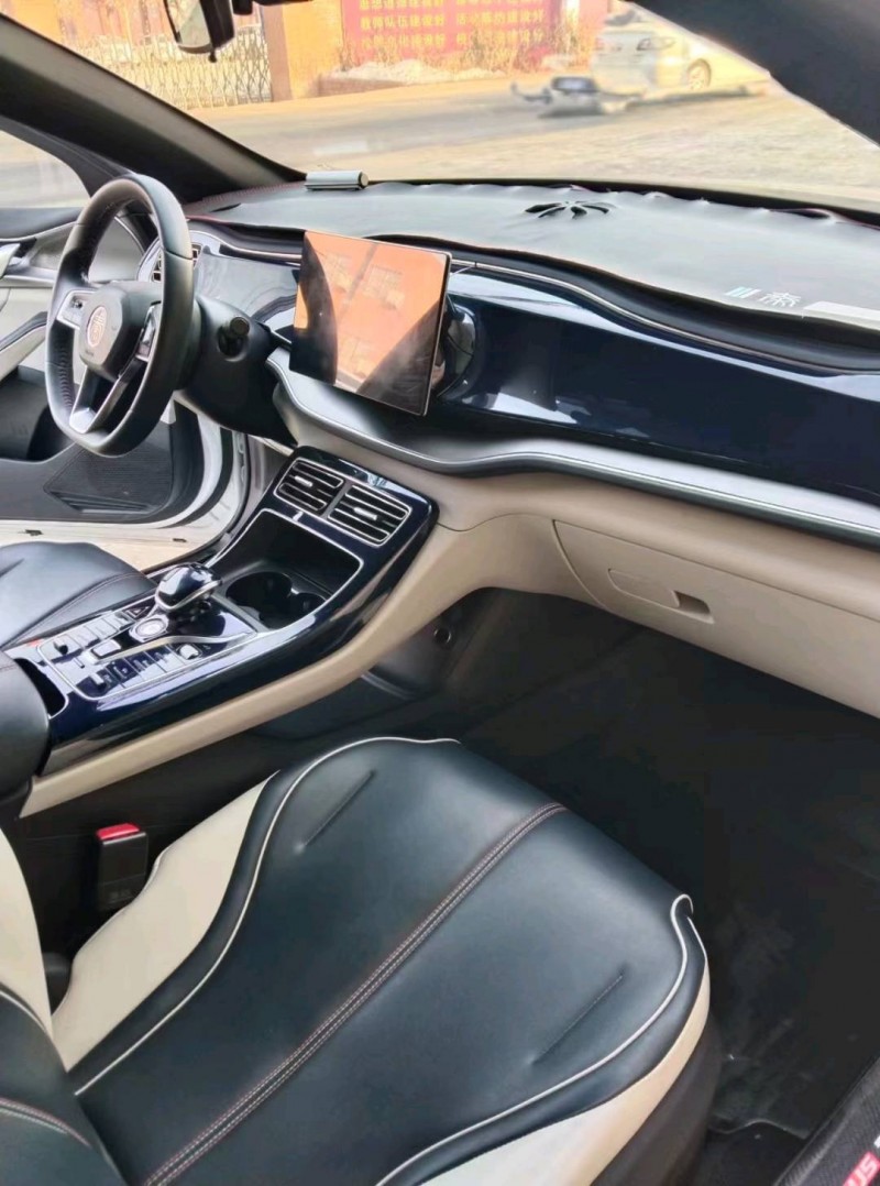 保定21年比亚迪秦3