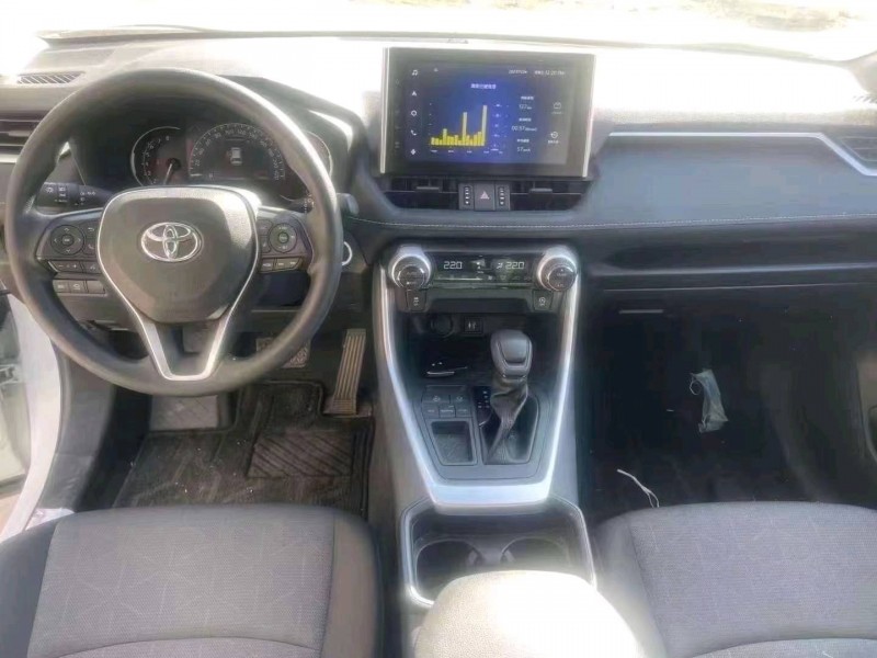 唐山22年豐田RAV4榮放4