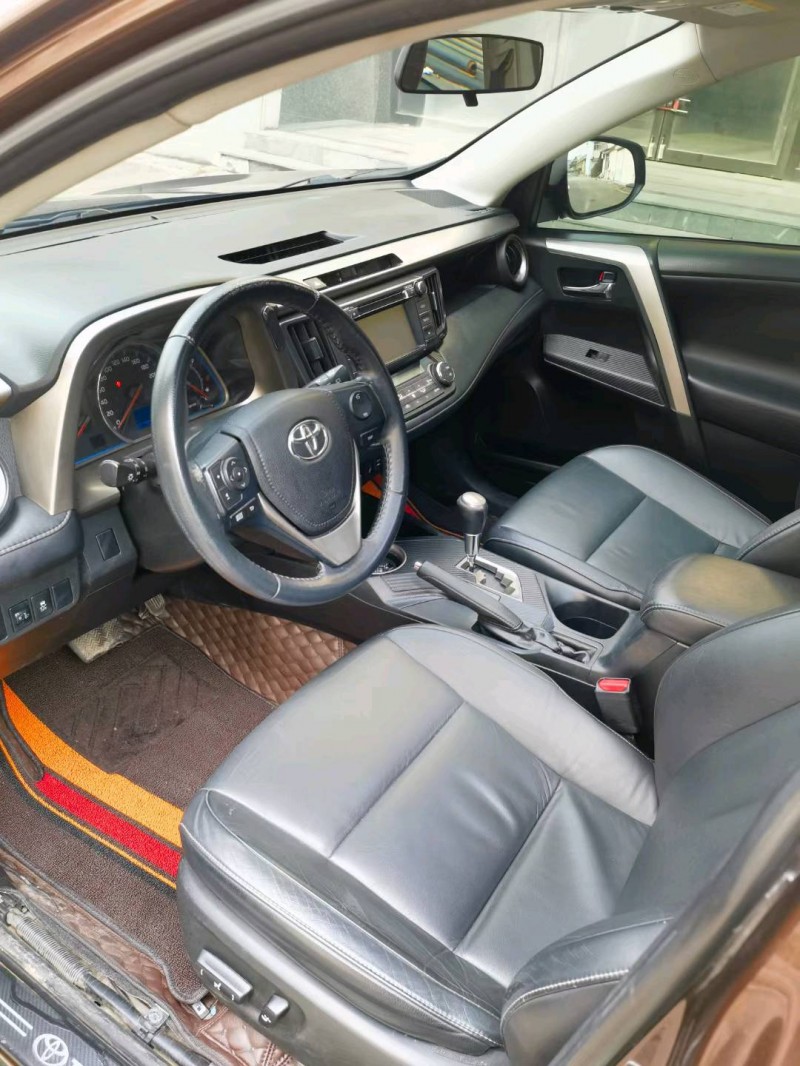 枣庄15年丰田RAV4荣放8