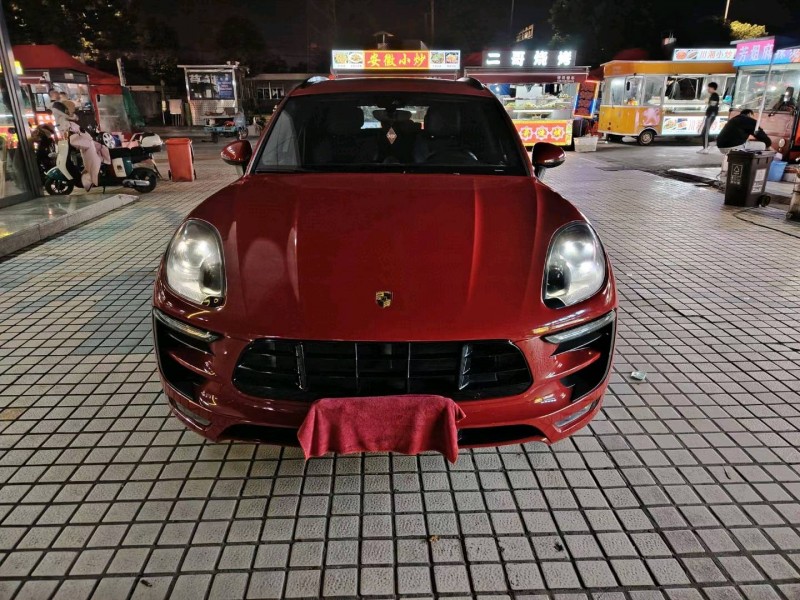 苏州18年保时捷Macan1