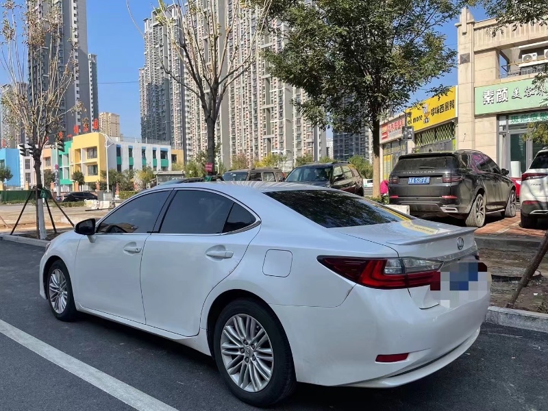 石家庄17年雷克萨斯ES5