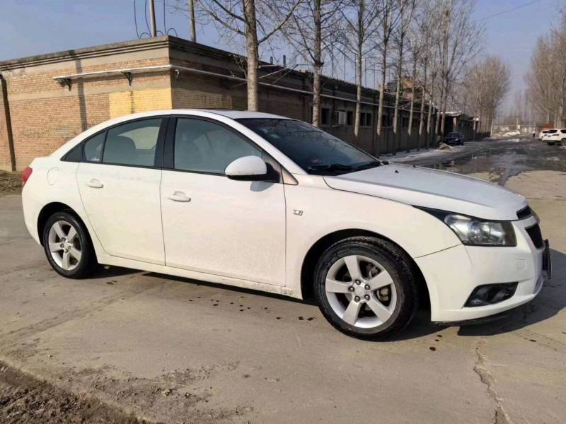 保定13年雪佛兰科鲁兹2