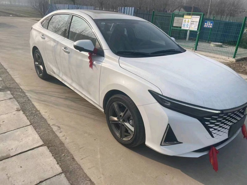 济宁23年长安汽车锐程CC3