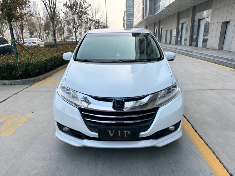 济宁16年本田奥德赛1