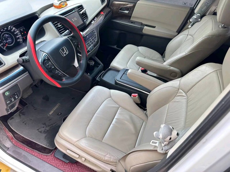 济宁16年本田奥德赛4