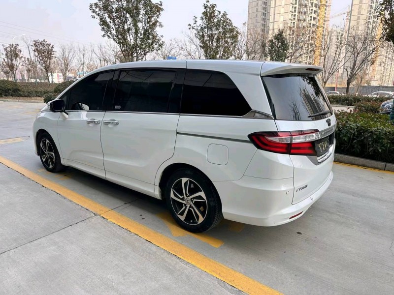 济宁16年本田奥德赛7