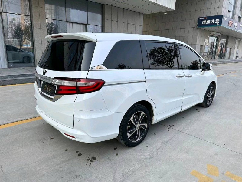 济宁16年本田奥德赛8