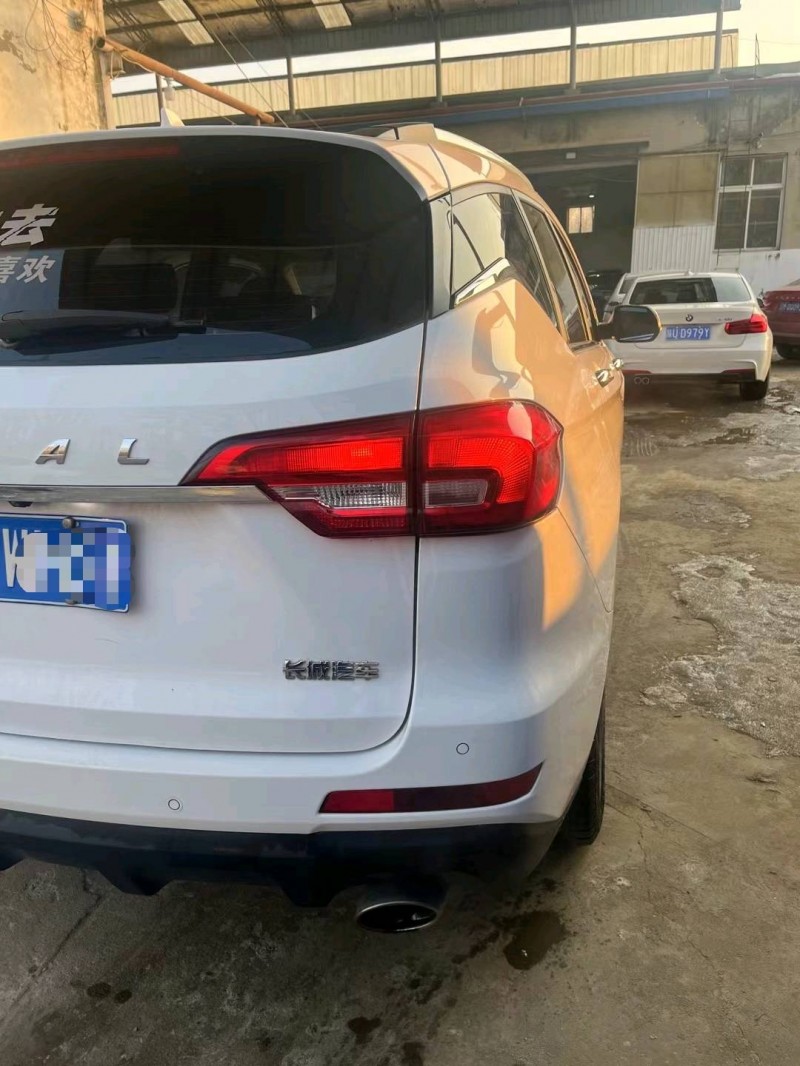 保定18年哈弗M68