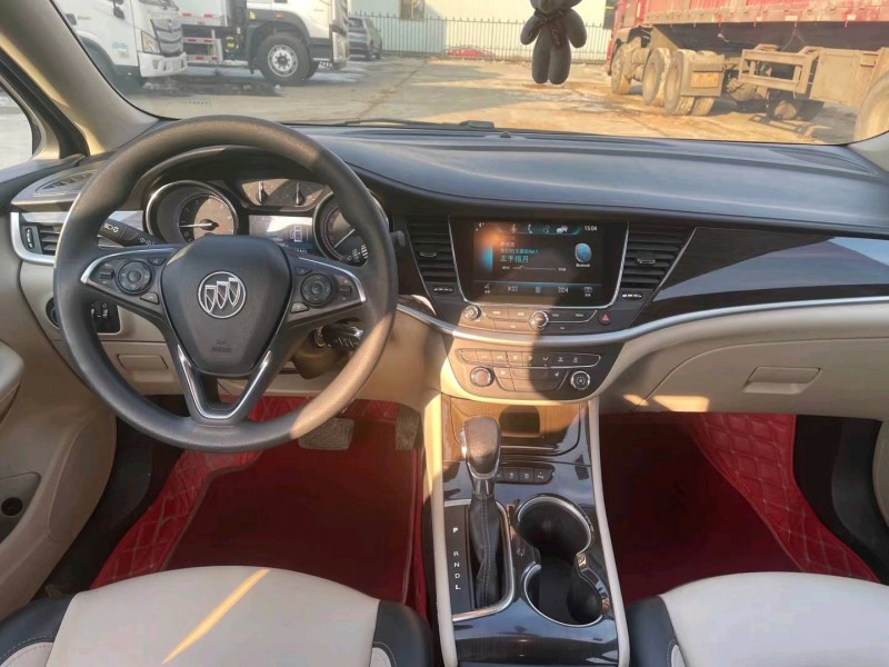 保定18年别克威朗4