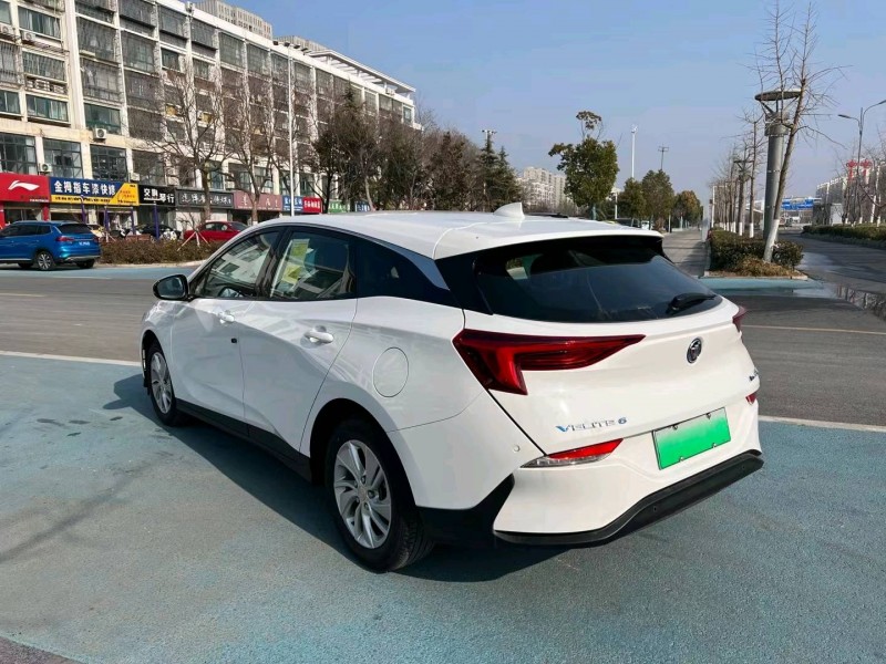 盐城23年别克微蓝5