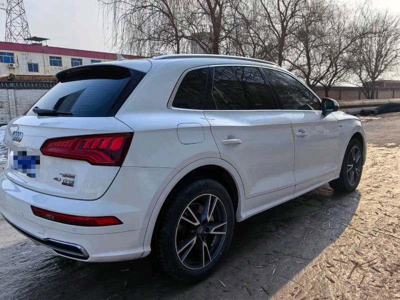 保定20年奥迪Q58