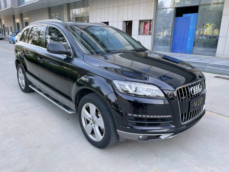 济宁12年奥迪Q73