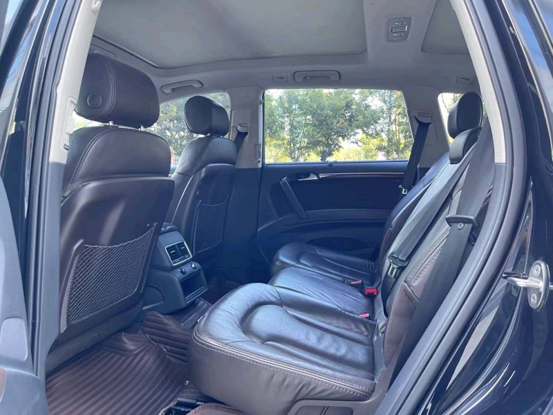 济宁12年奥迪Q74