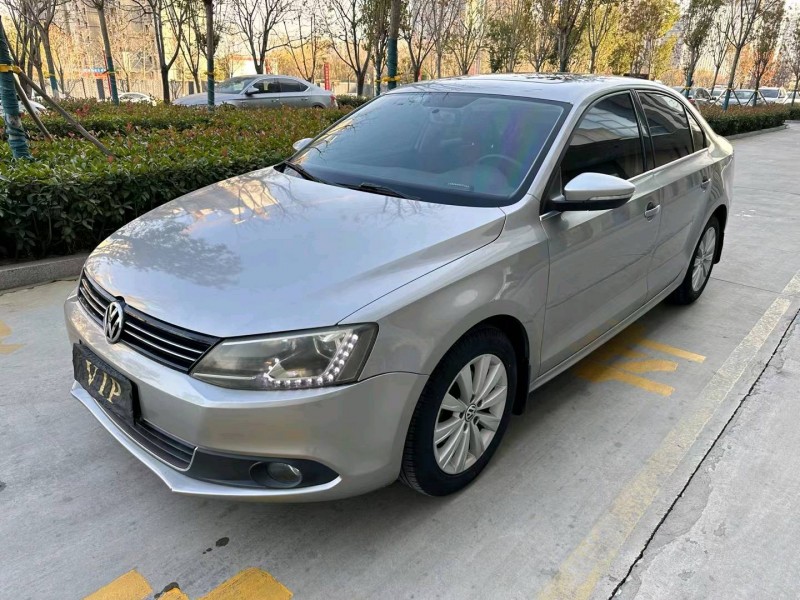 济宁14年大众速腾2