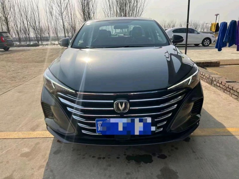 邯郸23年长安汽车逸动1