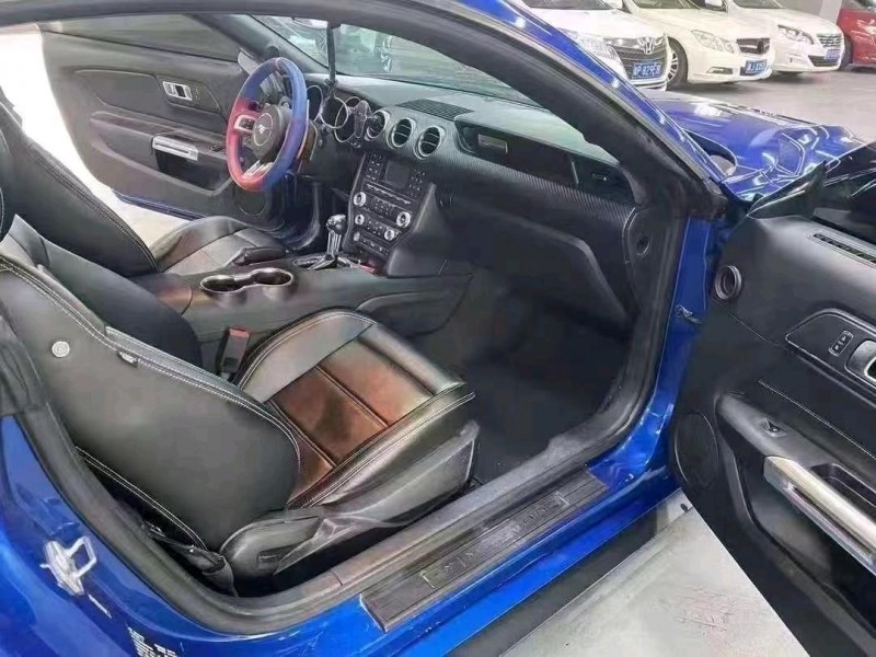 苏州20年福特野马6