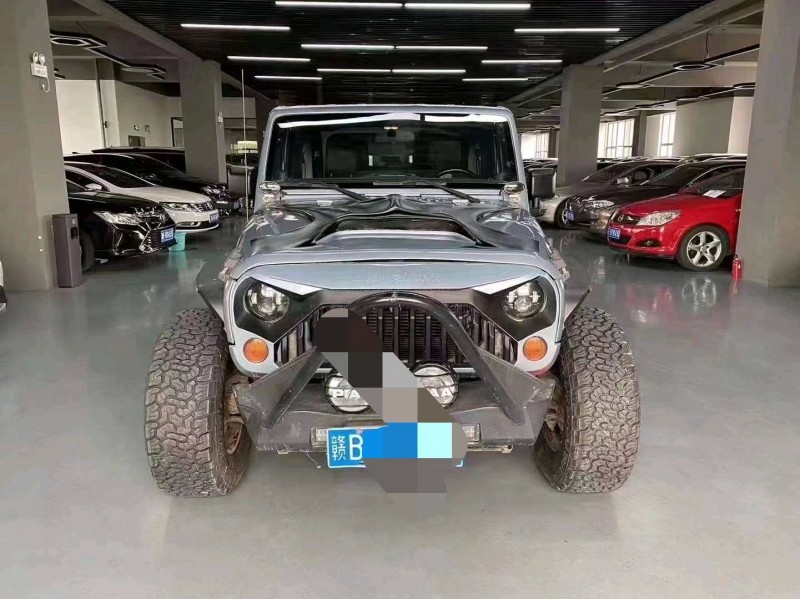 苏州12年Jeep牧马人1