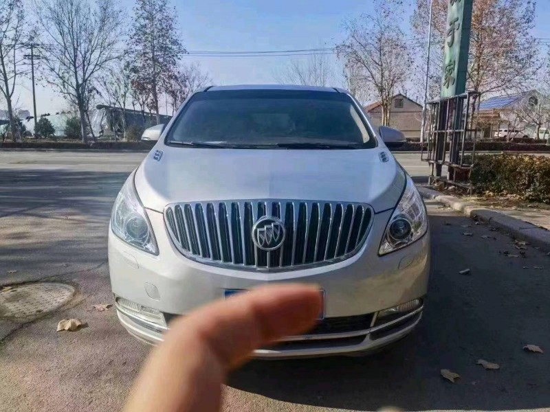 东营12年别克GL81