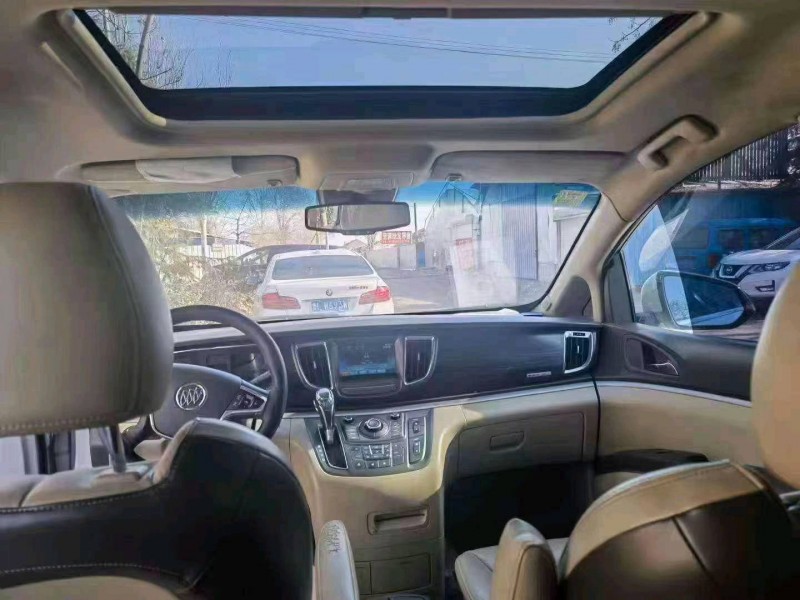 东营12年别克GL88