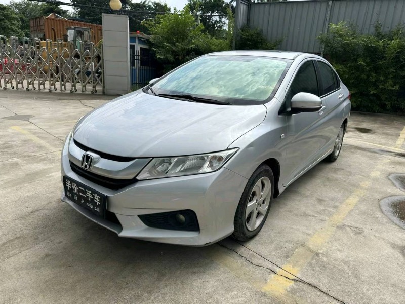 广州17年本田锋范2