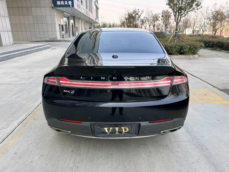 濟寧20年林肯MKZ9
